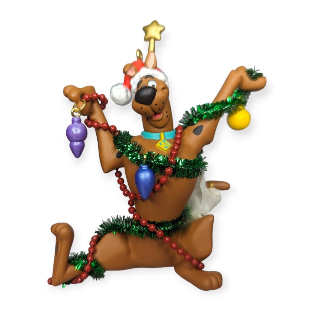 Vintage 2002 Hallmark Keepsake Ornament Decorating Scooby-Doo Style